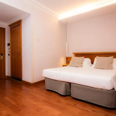 Vibe Nazionale Hotel 3*