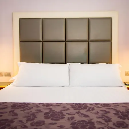 Hotel Vibe Nazionale Rom