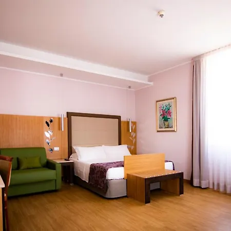 Vibe Nazionale 3* Rom