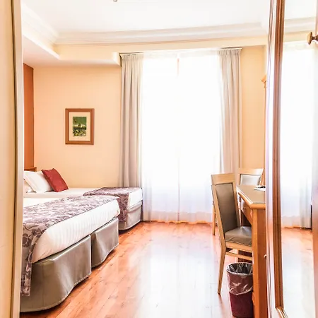 Hotel Vibe Nazionale 3*